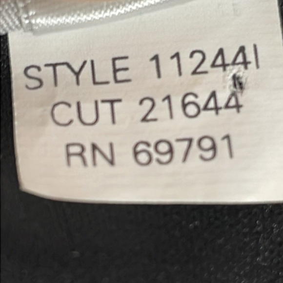 Dressbarn Layered Flutter Sleeve V-Neck Blouse Geometric Print L - Picture 9 of 13